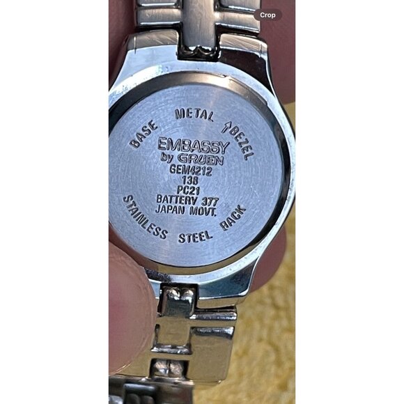 Embassy by Gruen Ladies Women's Watch Silver & Gold ‎ (needs Battery) - Picture 8 of 9